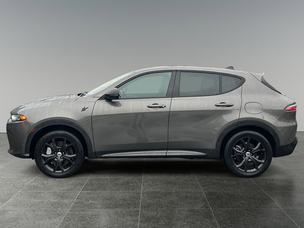 Used 2024 Dodge Hornet R/T Plus w/ Tech Pack Plus w/o Parking AWD/4WD image 4