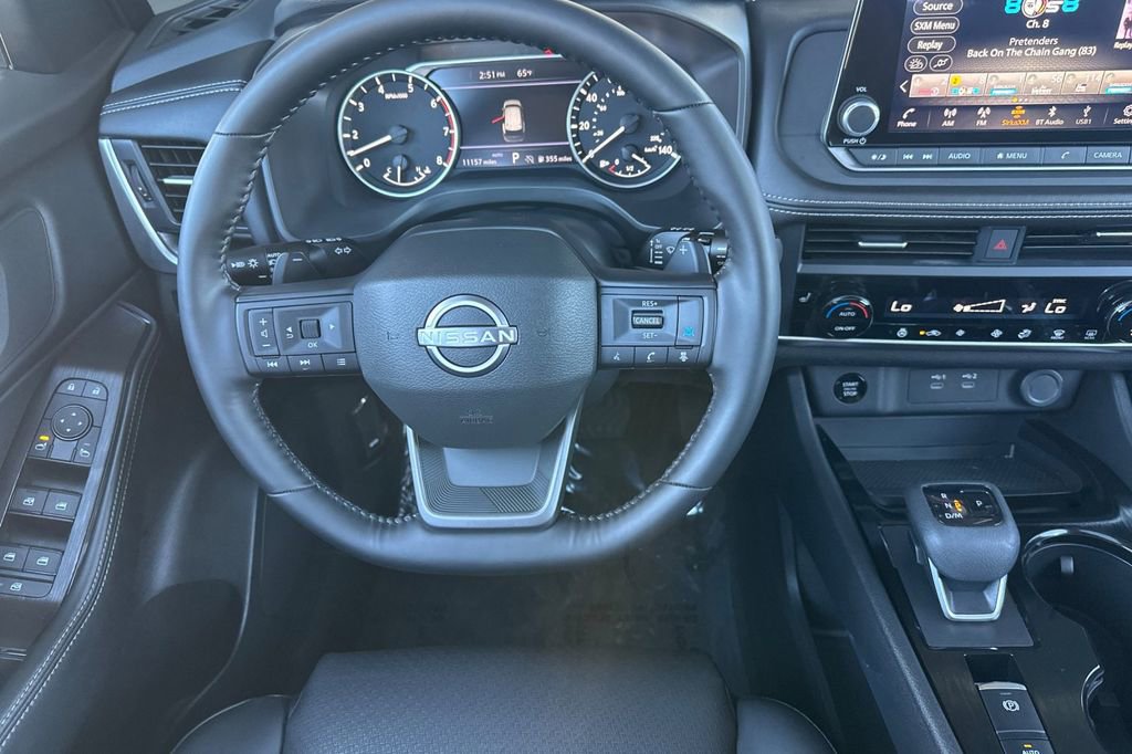 Used 2025 Nissan Rogue SV w/ SV Premium Package image 13