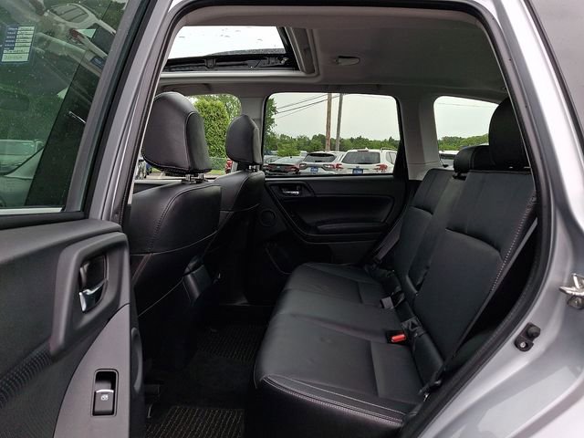 Used 2018 Subaru Forester 2.5i Limited AWD/4WD image 10