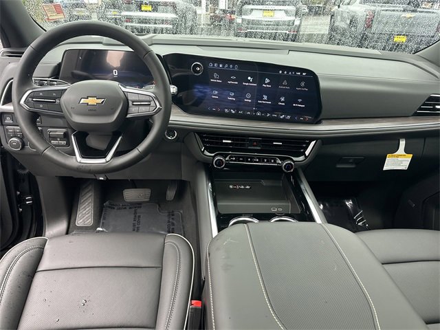 New 2026 Chevrolet Suburban Premier image 11