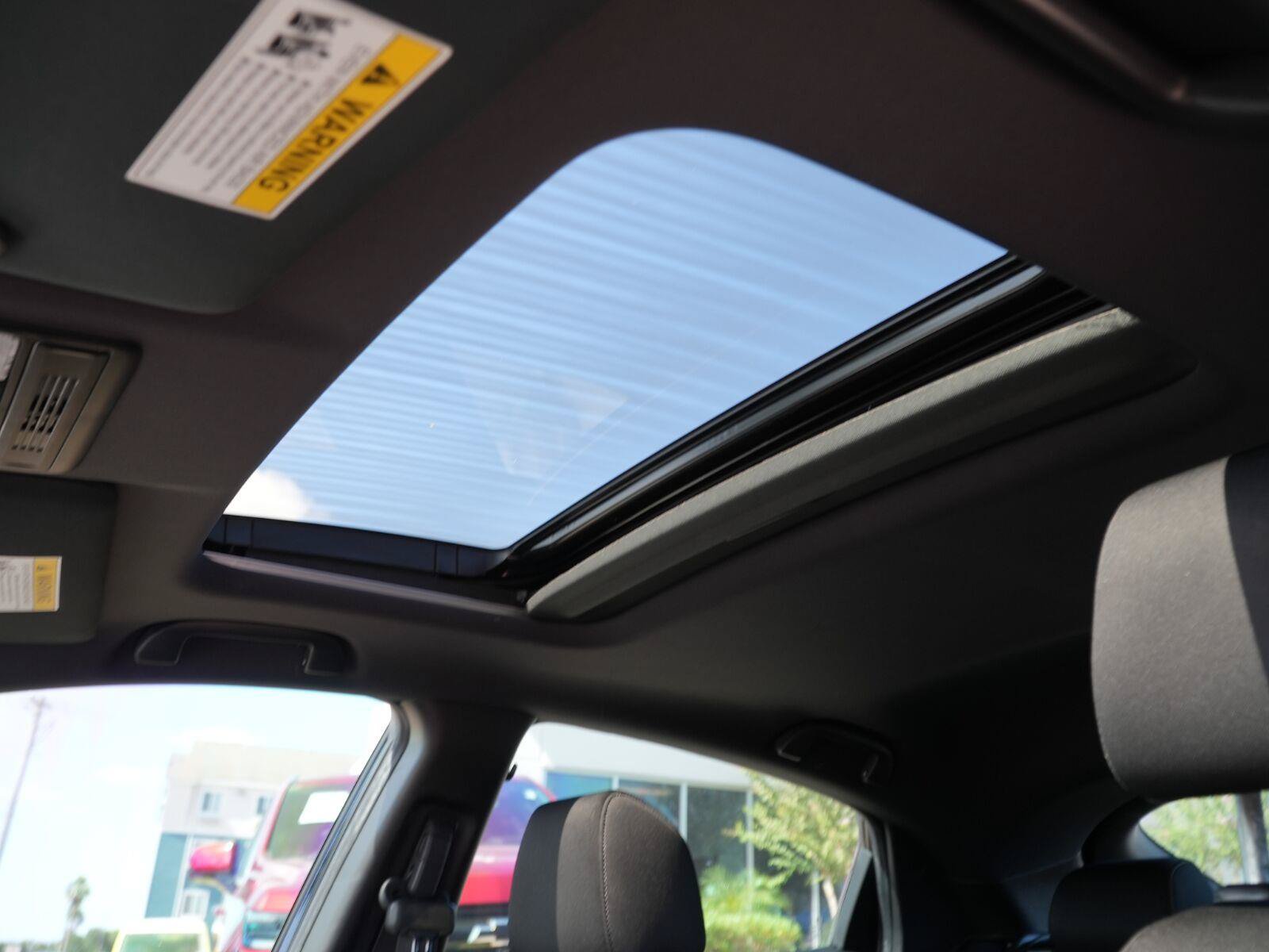 Used 2018 Honda Civic EX image 8
