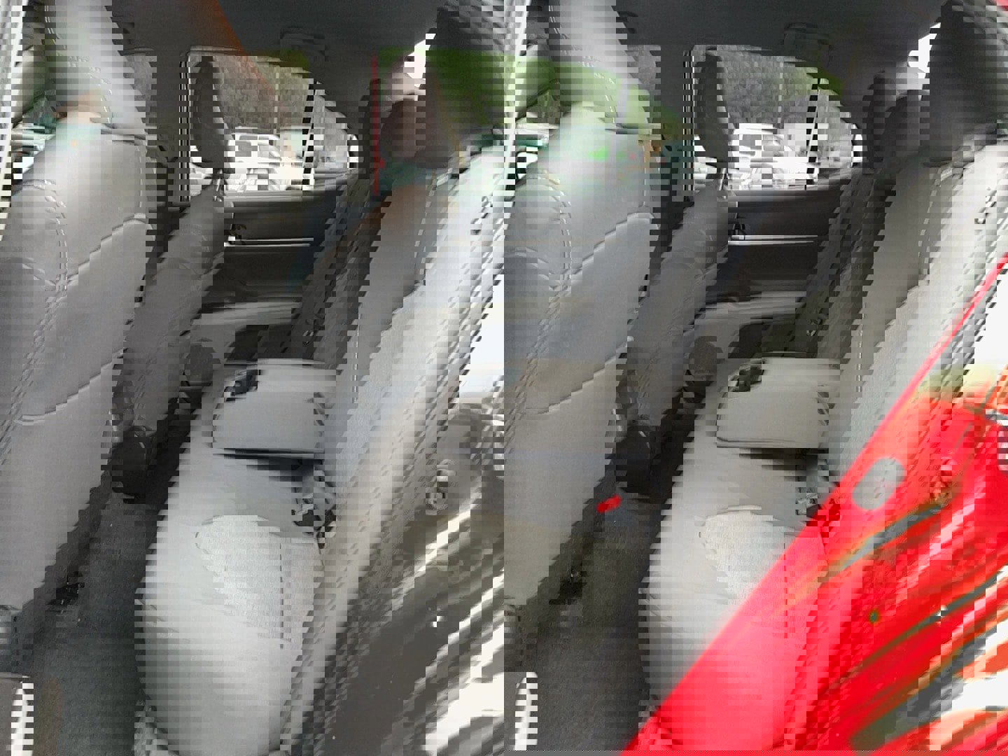 Used 2023 Toyota Camry LE image 27