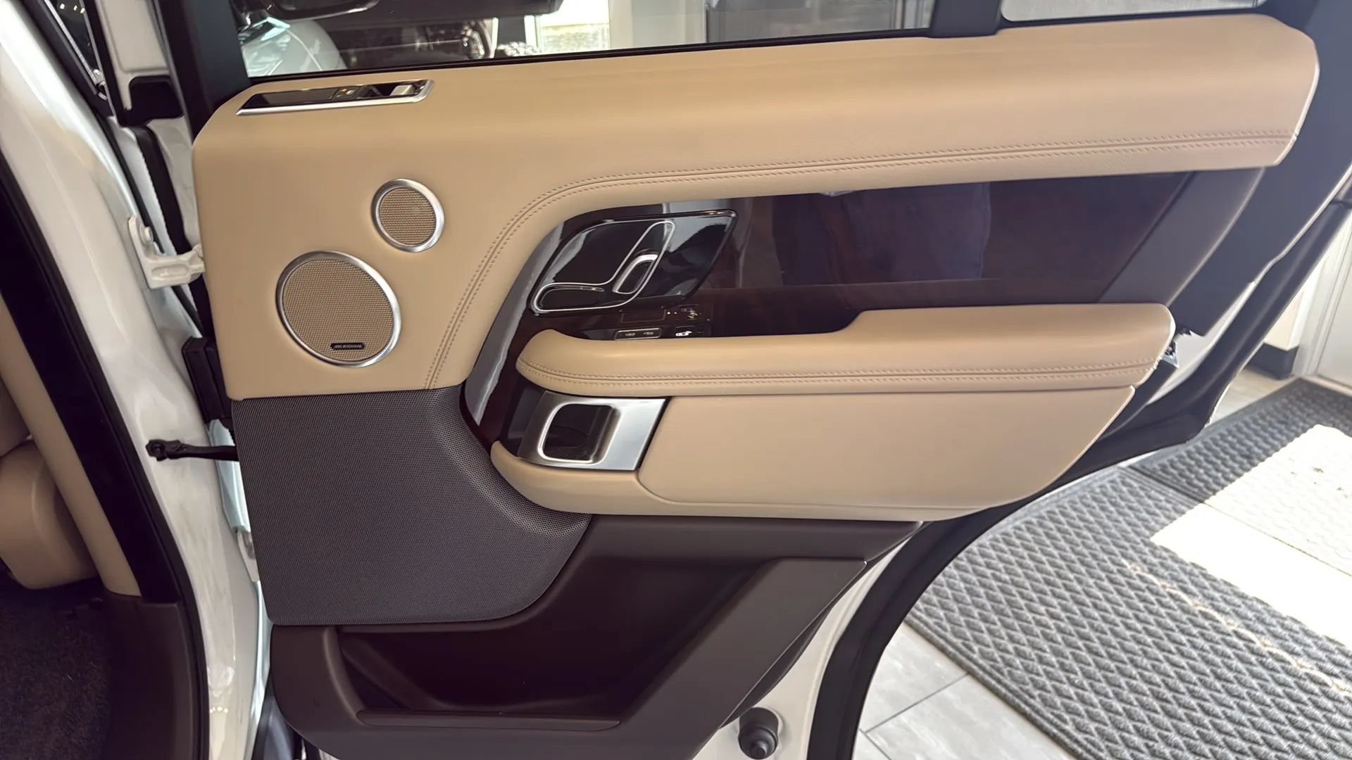 Used 2021 Land Rover Range Rover Westminster Edition AWD/4WD image 41