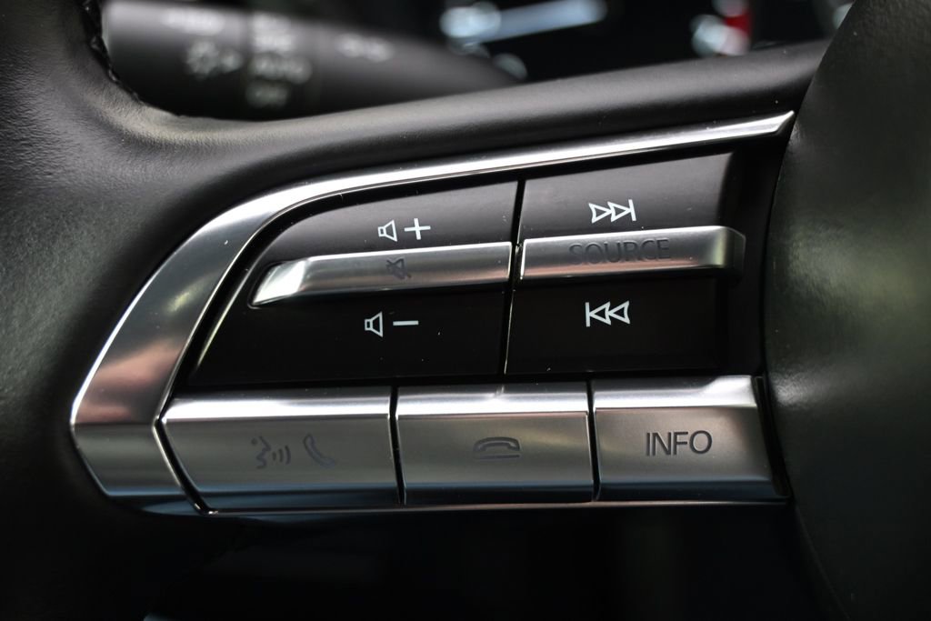 Used 2023 MAZDA MAZDA3 s image 34