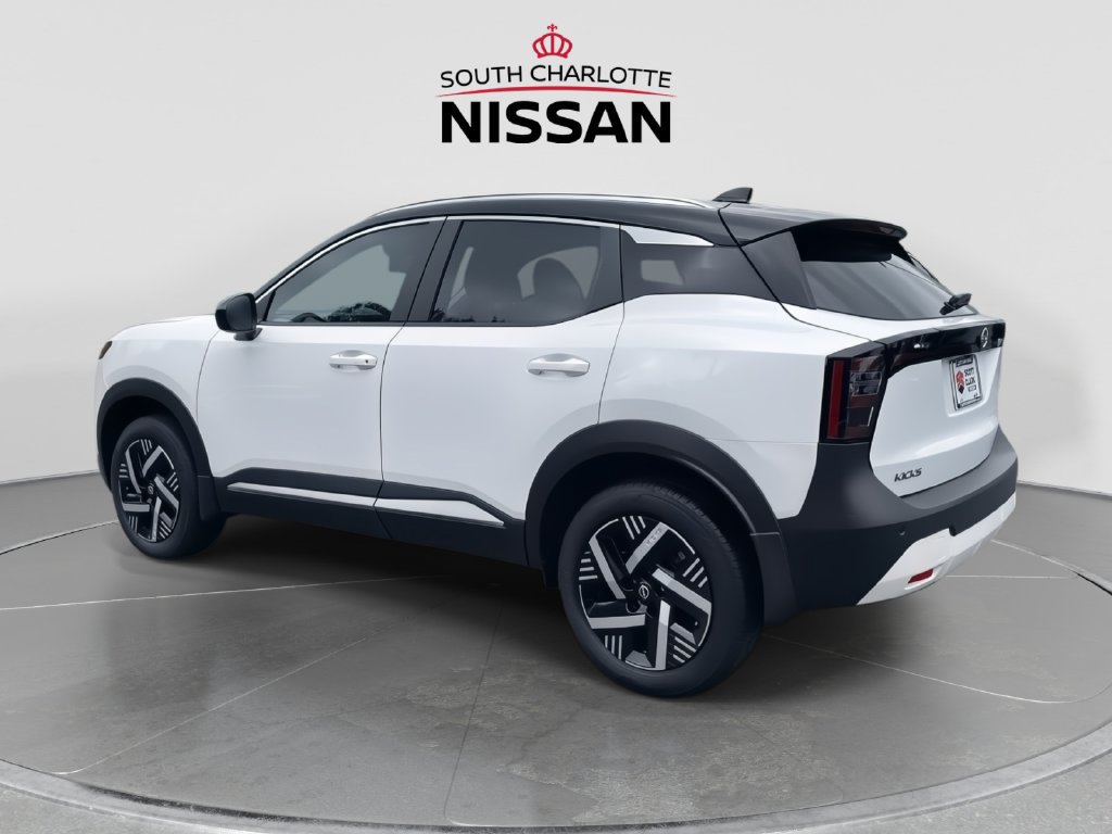 New 2027 Nissan Kicks SV FWD image 4