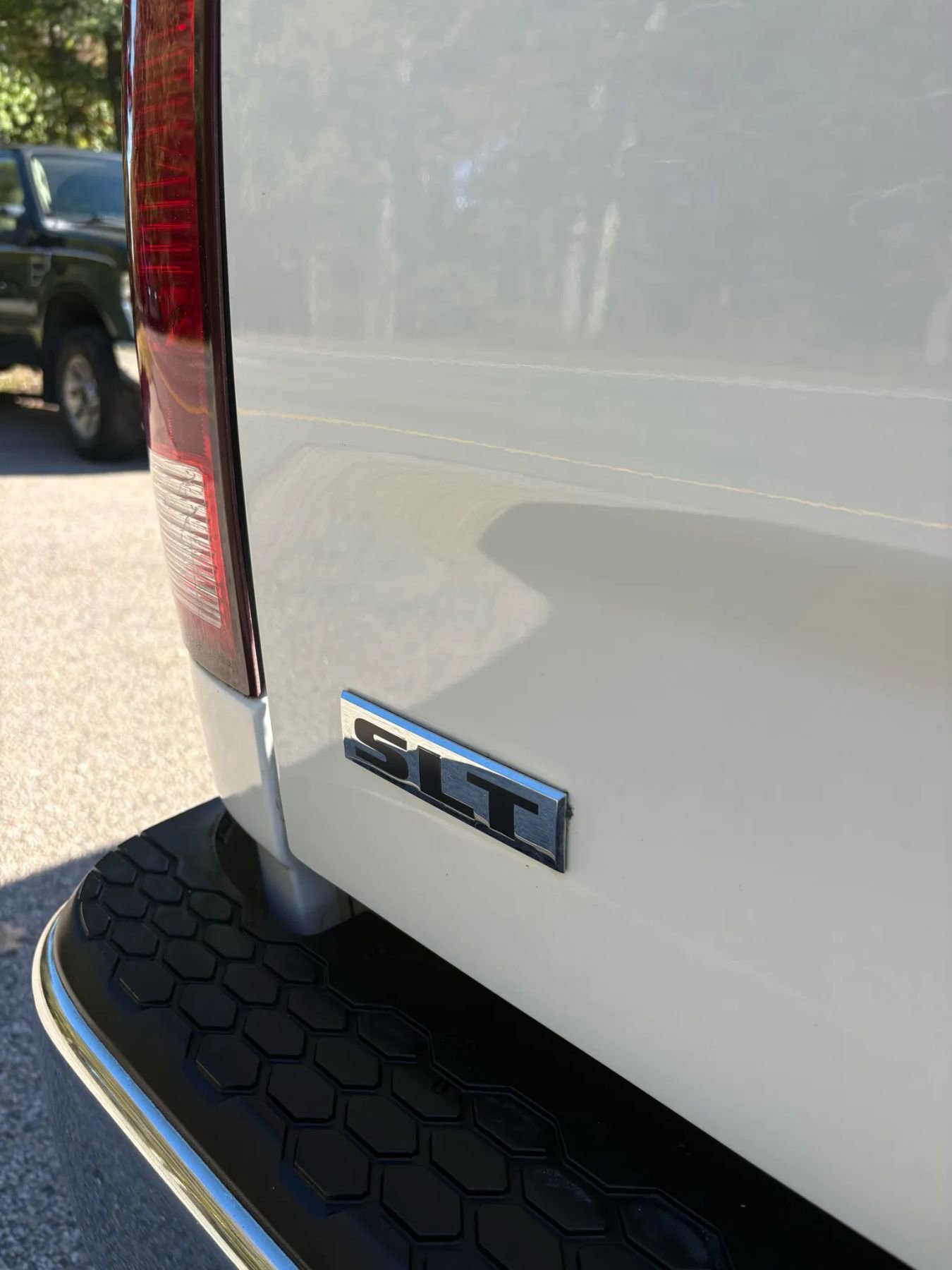 Used 2014 RAM 1500 Classic SLT image 38