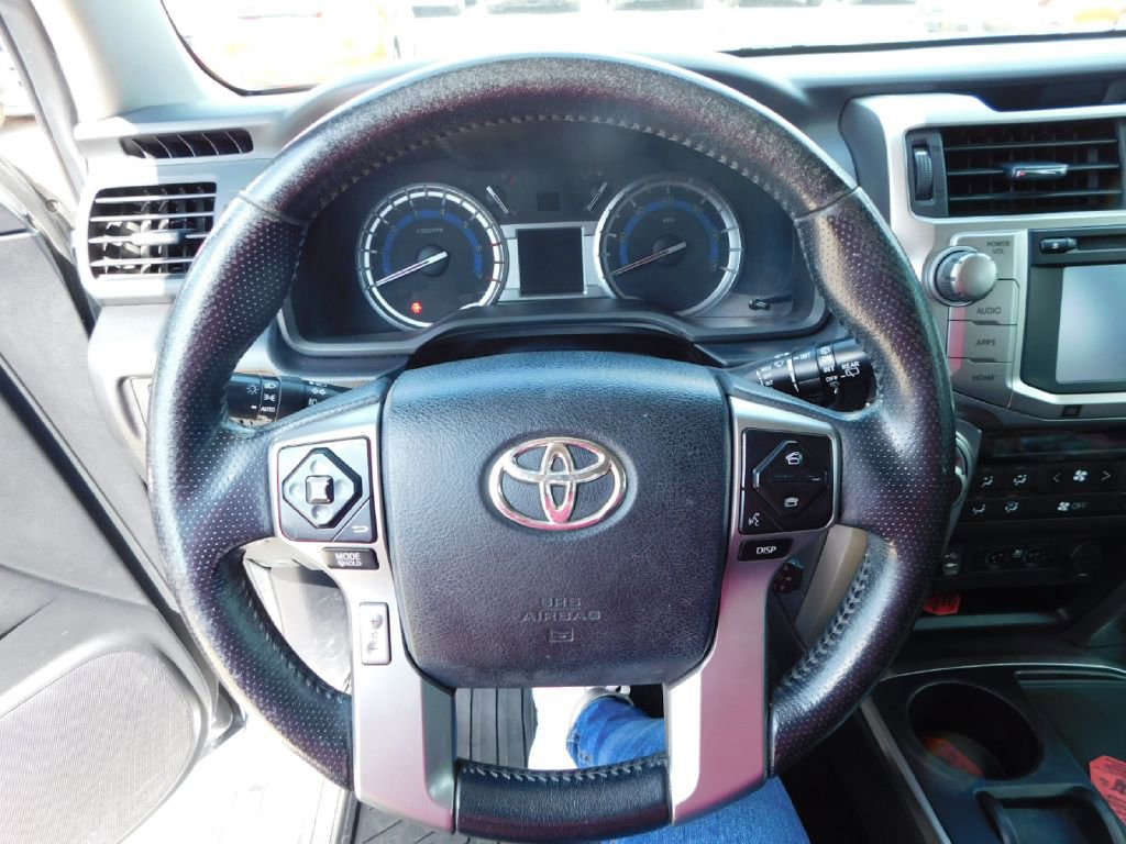 Used 2014 Toyota 4Runner SR5 image 27