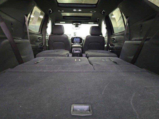 Used 2023 Chevrolet Traverse RS image 7
