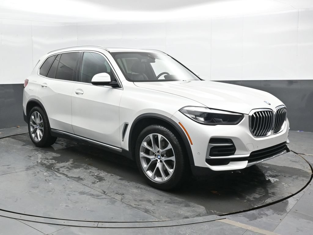 Used 2023 BMW X5 xDrive40i w/ Premium Package AWD/4WD image 5