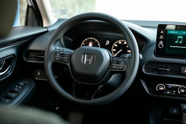 New 2027 Honda HR-V LX image 32