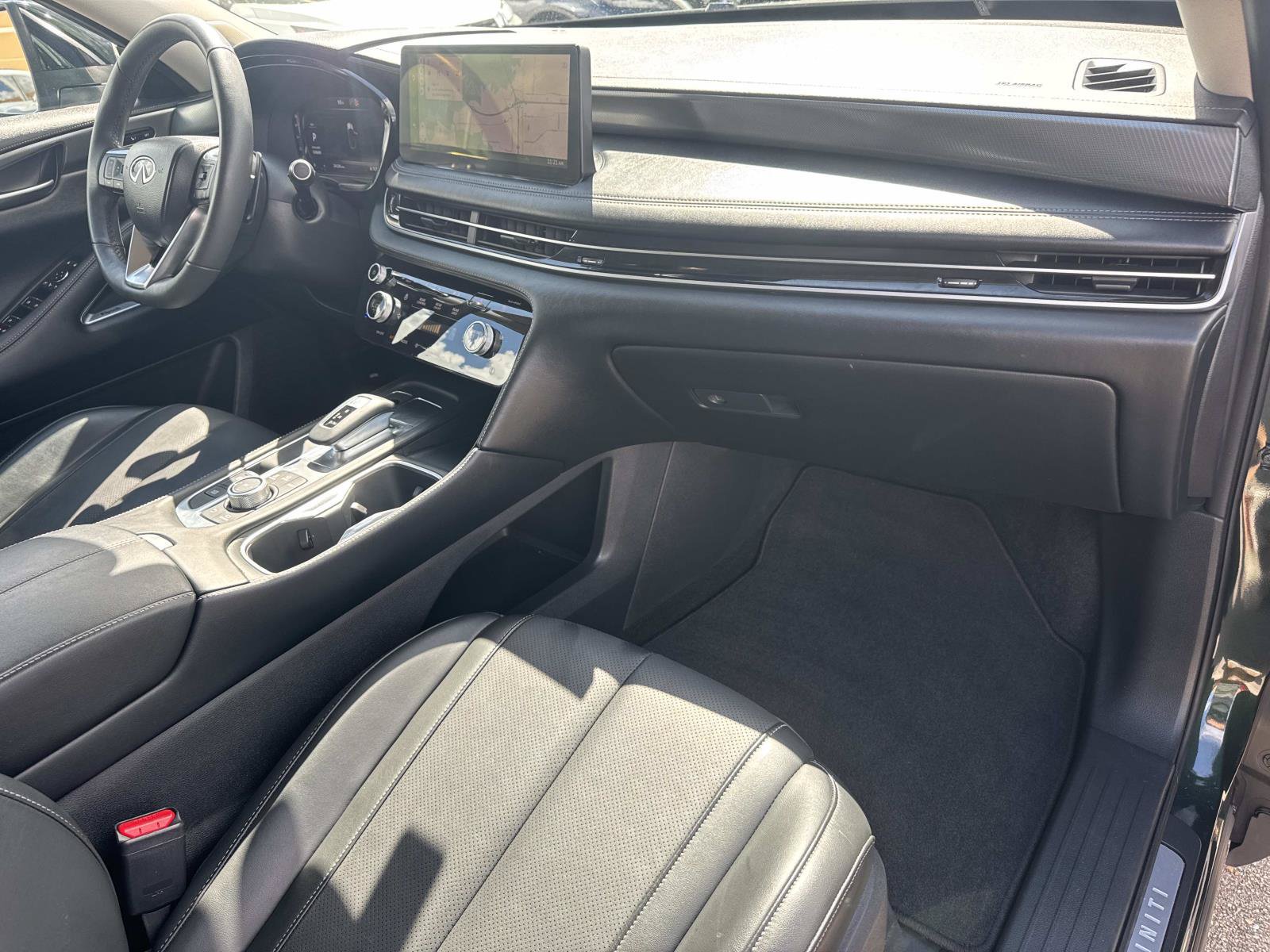 Certified 2026 INFINITI QX60 Luxe w/ Cargo Package FWD image 14