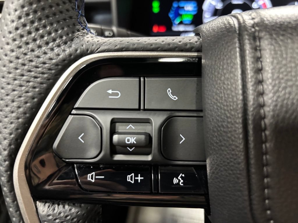 Used 2026 Toyota Tundra Platinum AWD/4WD image 19