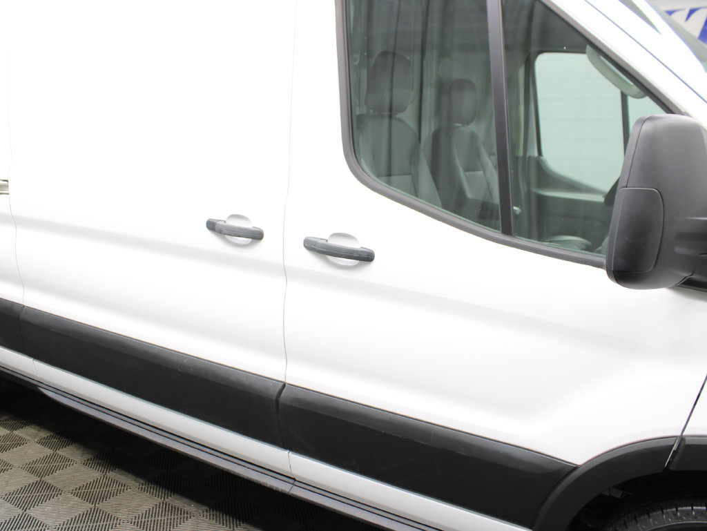 Used 2024 Ford Transit 250 148 High Roof Extended AWD w/ Load Area Protection Package image 31