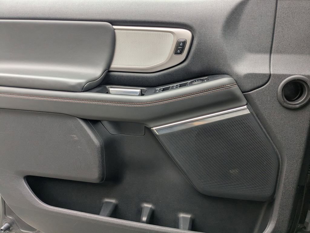 Used 2025 Ford Expedition Max Active image 13