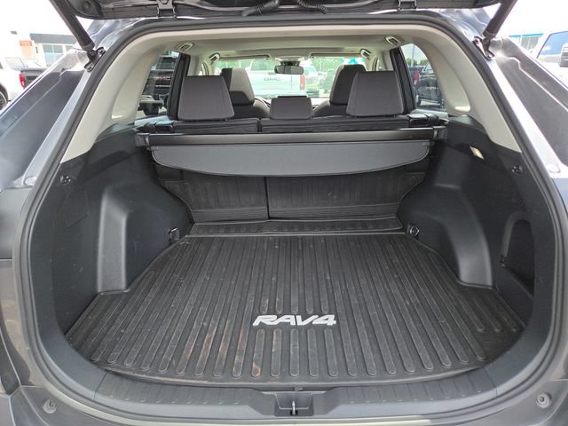 Used 2023 Toyota RAV4 XLE w/ Convenience Package AWD/4WD image 17