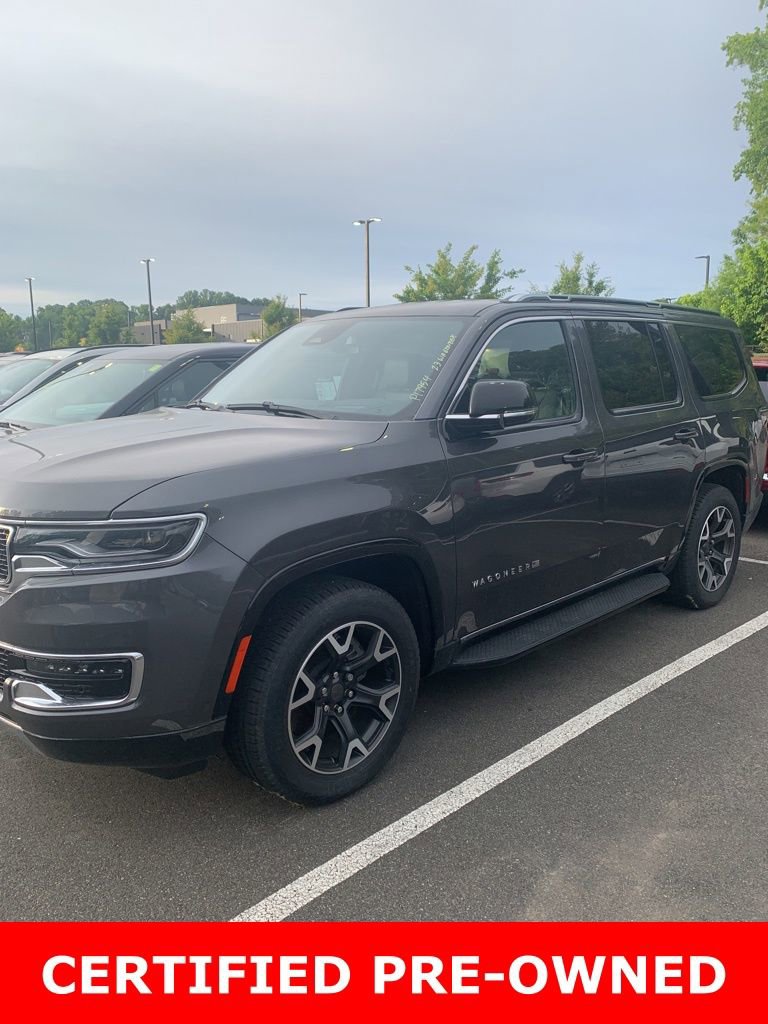 Used 2023 Jeep Wagoneer Series III w/ Preferred Equipment Group image 8