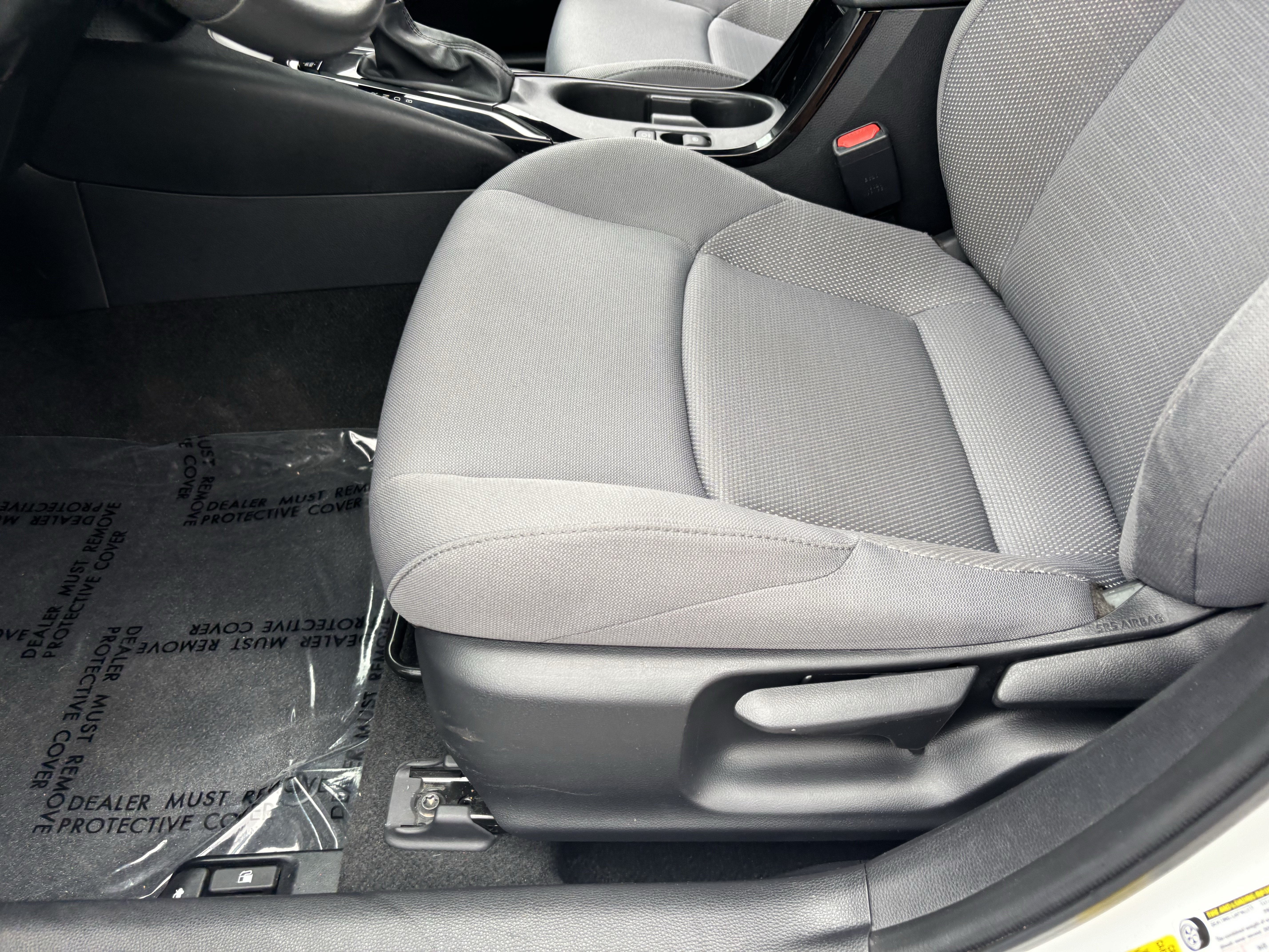 Used 2024 Toyota Corolla SE FWD image 19