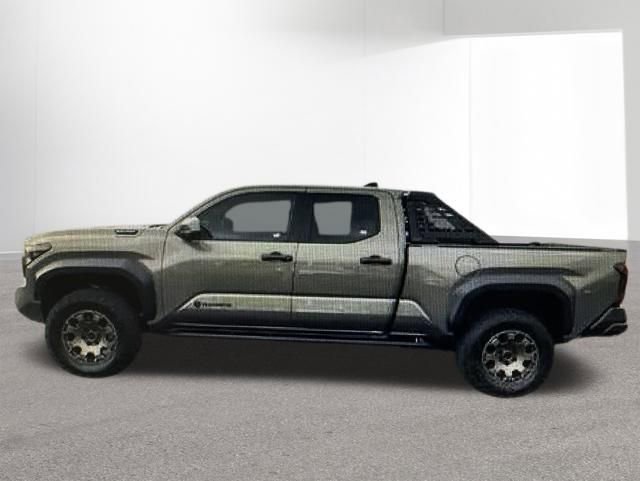 Used 2025 Toyota Tacoma 4x4 Double Cab Hybrid image 3
