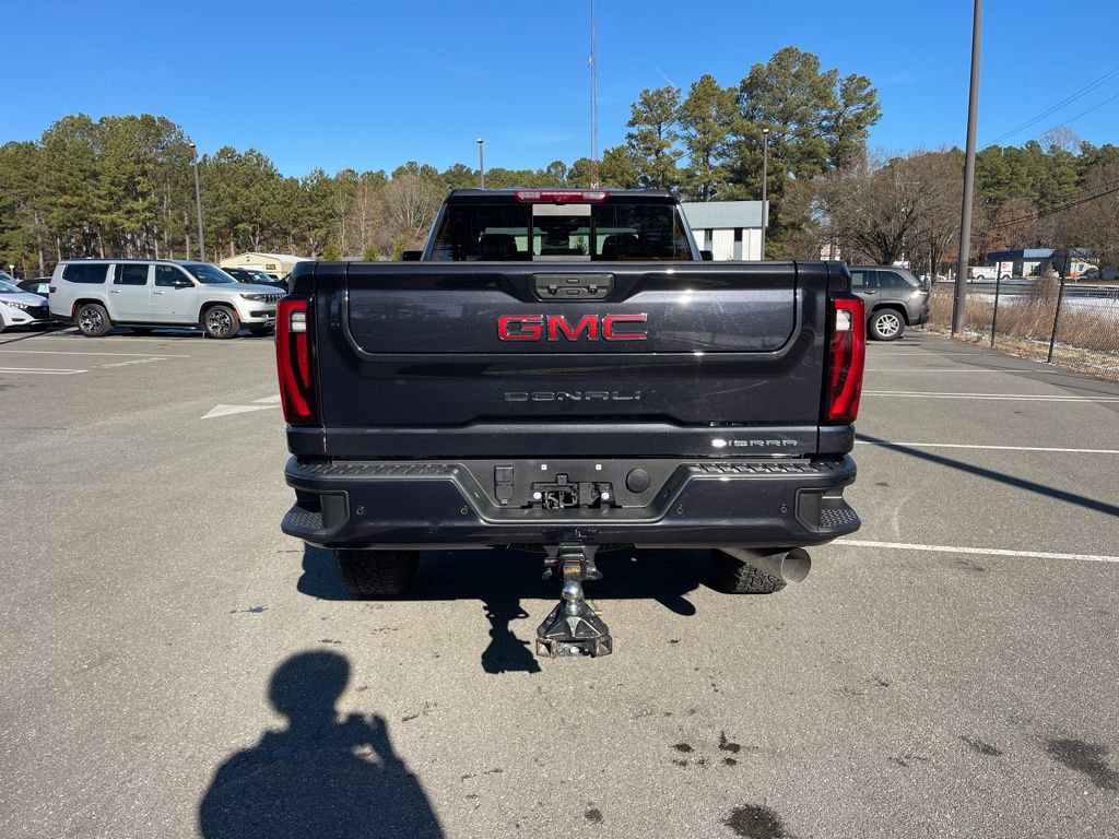 Used 2025 GMC Sierra 3500 Denali w/ Denali Reserve Package image 6