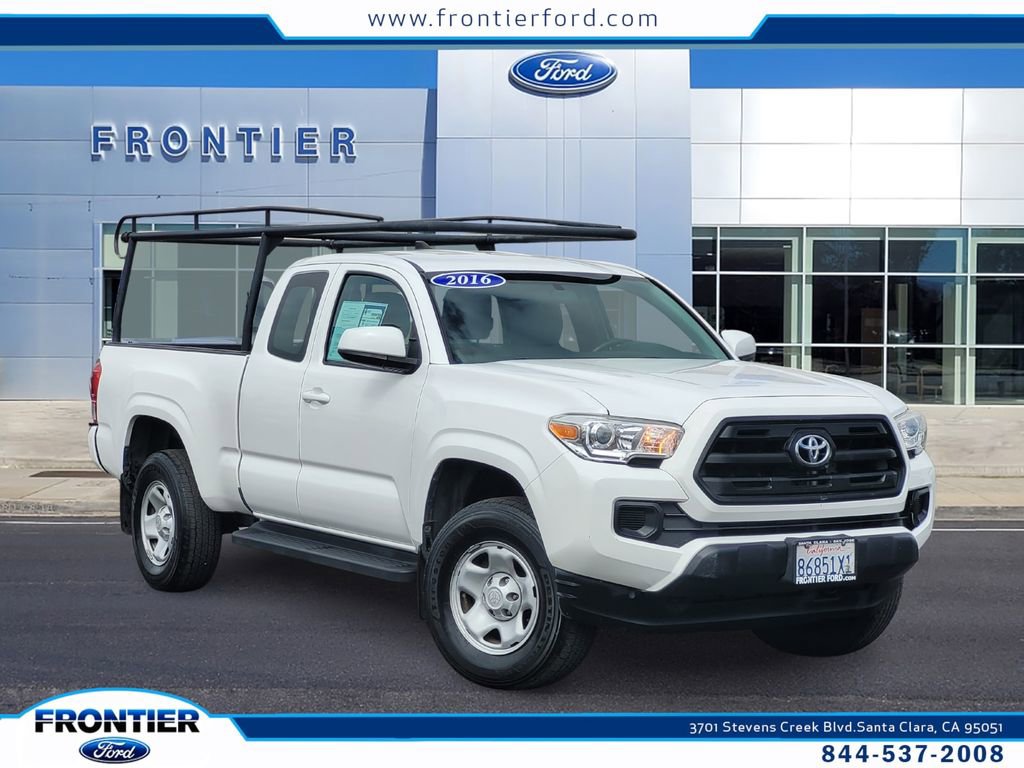 Used 2016 Toyota Tacoma SR image 1