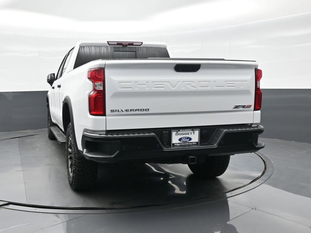 Used 2025 Chevrolet Silverado 1500 ZR2 w/ Technology Package AWD/4WD image 18