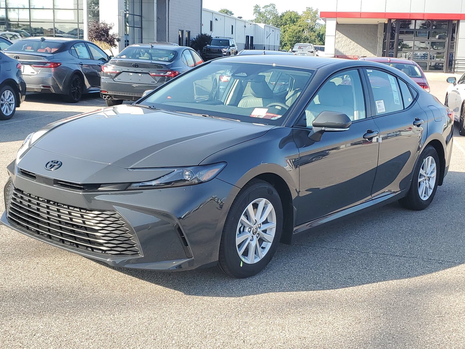 New 2026 Toyota Camry LE w/ Convenience Package FWD image 2