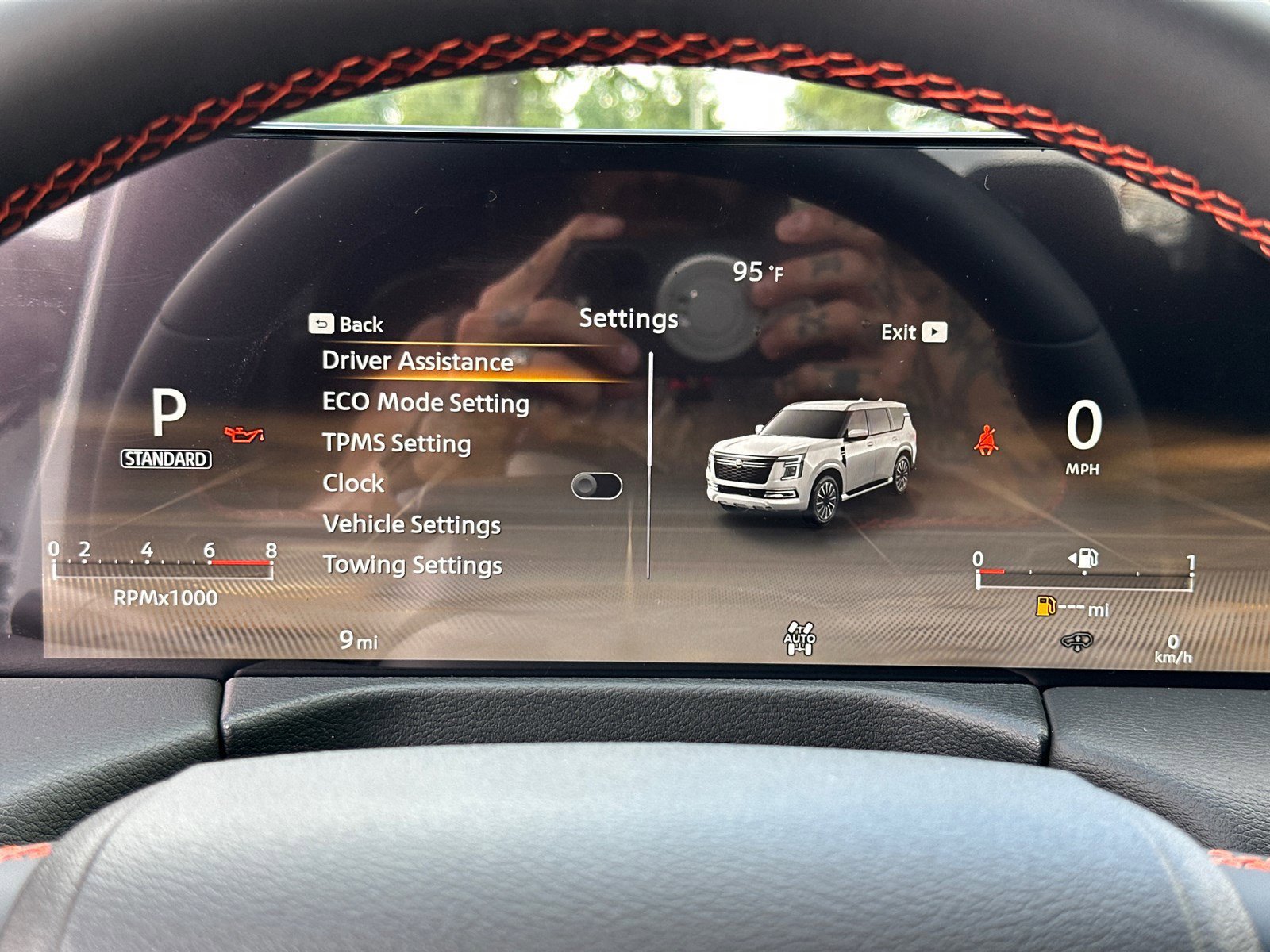 New 2025 Nissan Armada PRO-4X AWD/4WD image 29