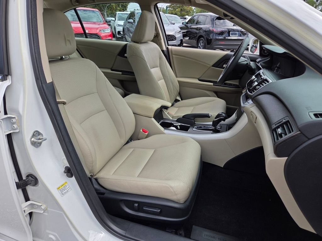Used 2014 Honda Accord EX-L image 19