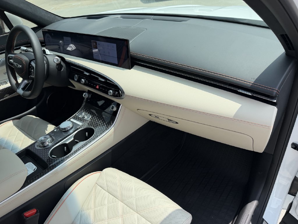 New 2026 Genesis GV70 3.5T Sport Prestige AWD/4WD image 30