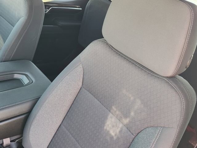 Used 2023 Chevrolet Silverado 1500 LT image 24