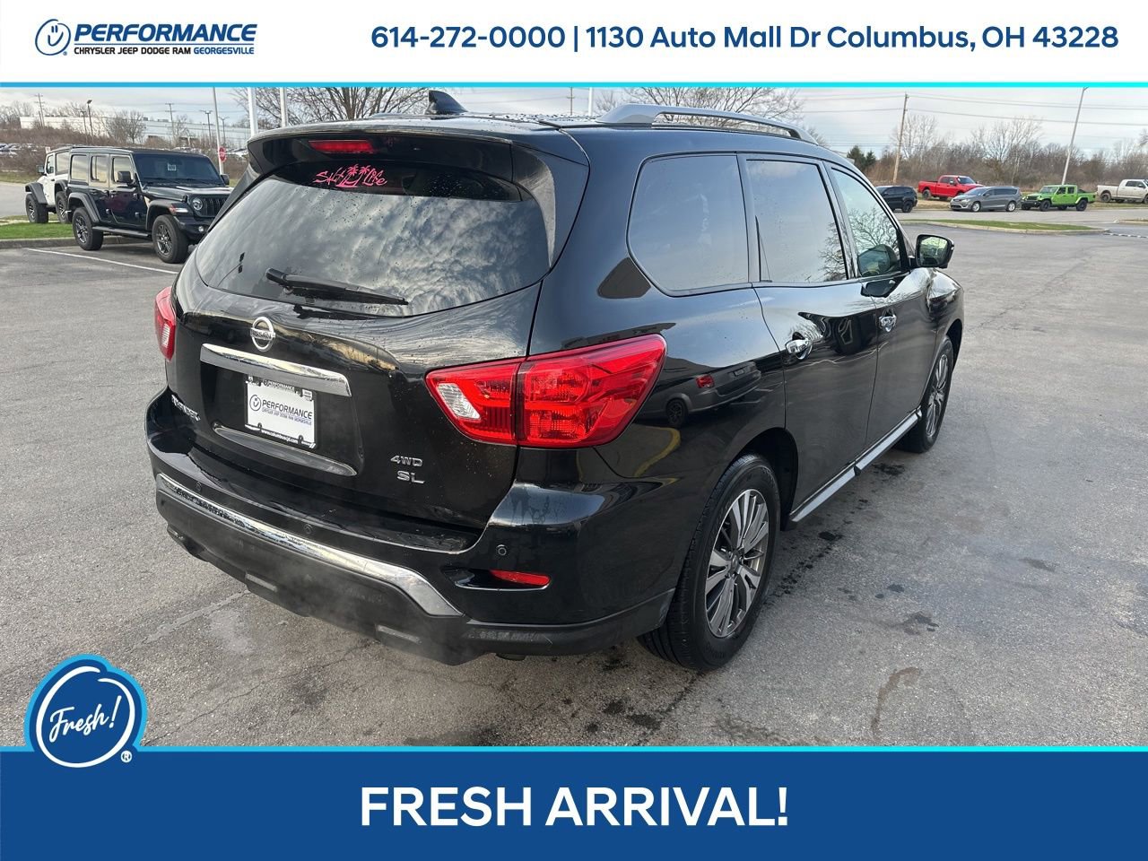 Used 2019 Nissan Pathfinder SL image 4