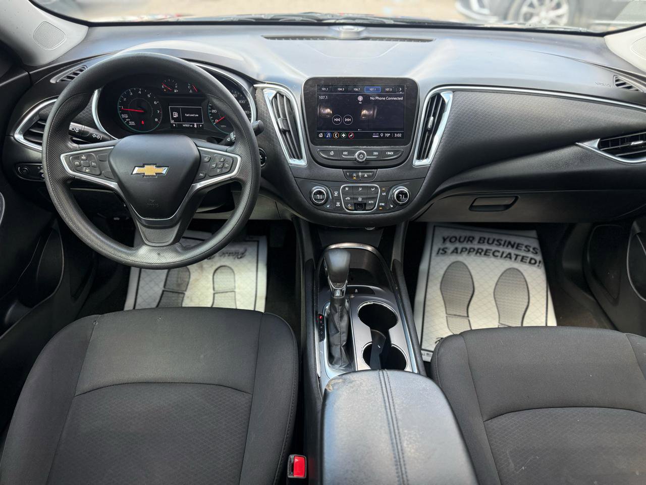 Used 2021 Chevrolet Malibu LT FWD image 16