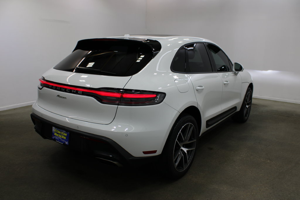 Used 2023 Porsche Macan AWD/4WD image 7
