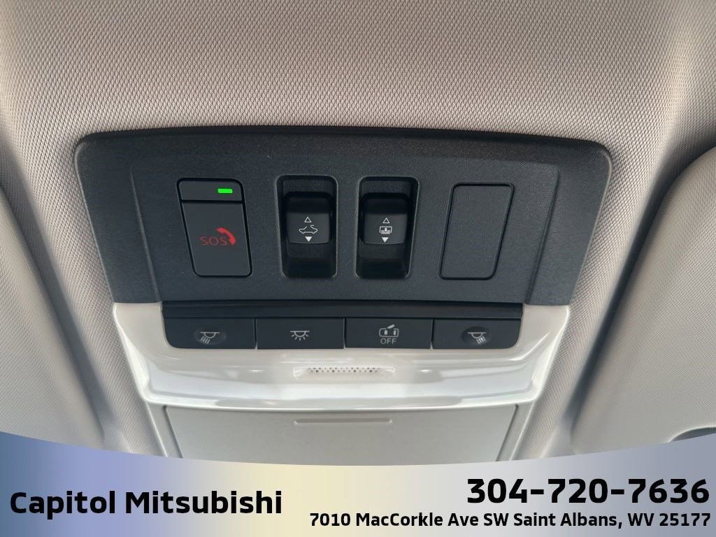 New 2025 Mitsubishi Outlander SEL image 31