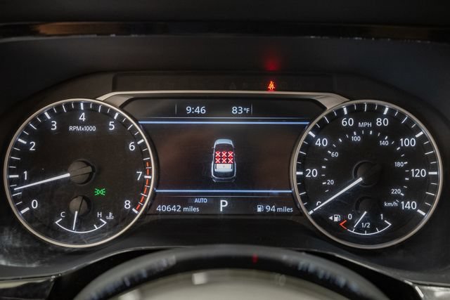 Used 2023 Nissan Pathfinder SV AWD/4WD image 13
