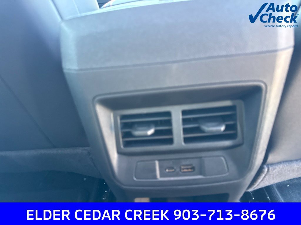 Used 2024 Chevrolet Colorado Z71 w/ Z71 Convenience Package 2 AWD/4WD image 18