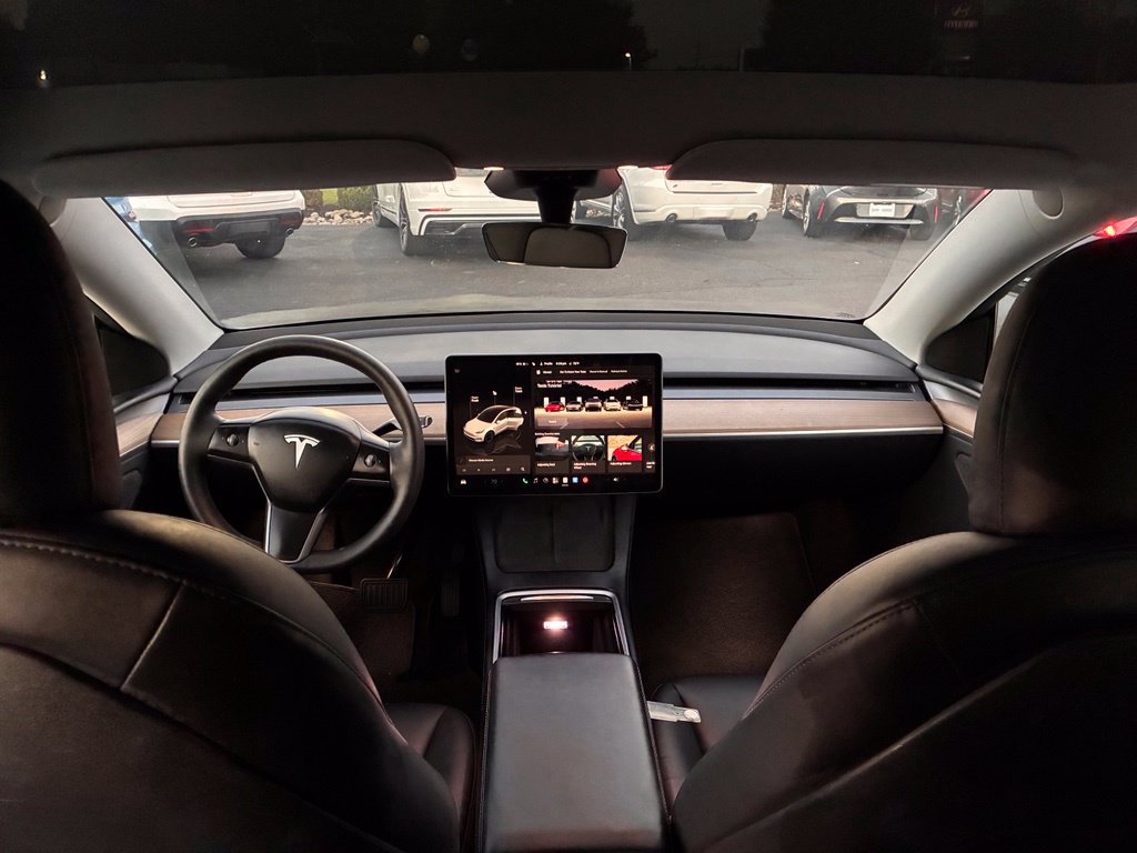 Used 2023 Tesla Model Y Long Range AWD/4WD image 16