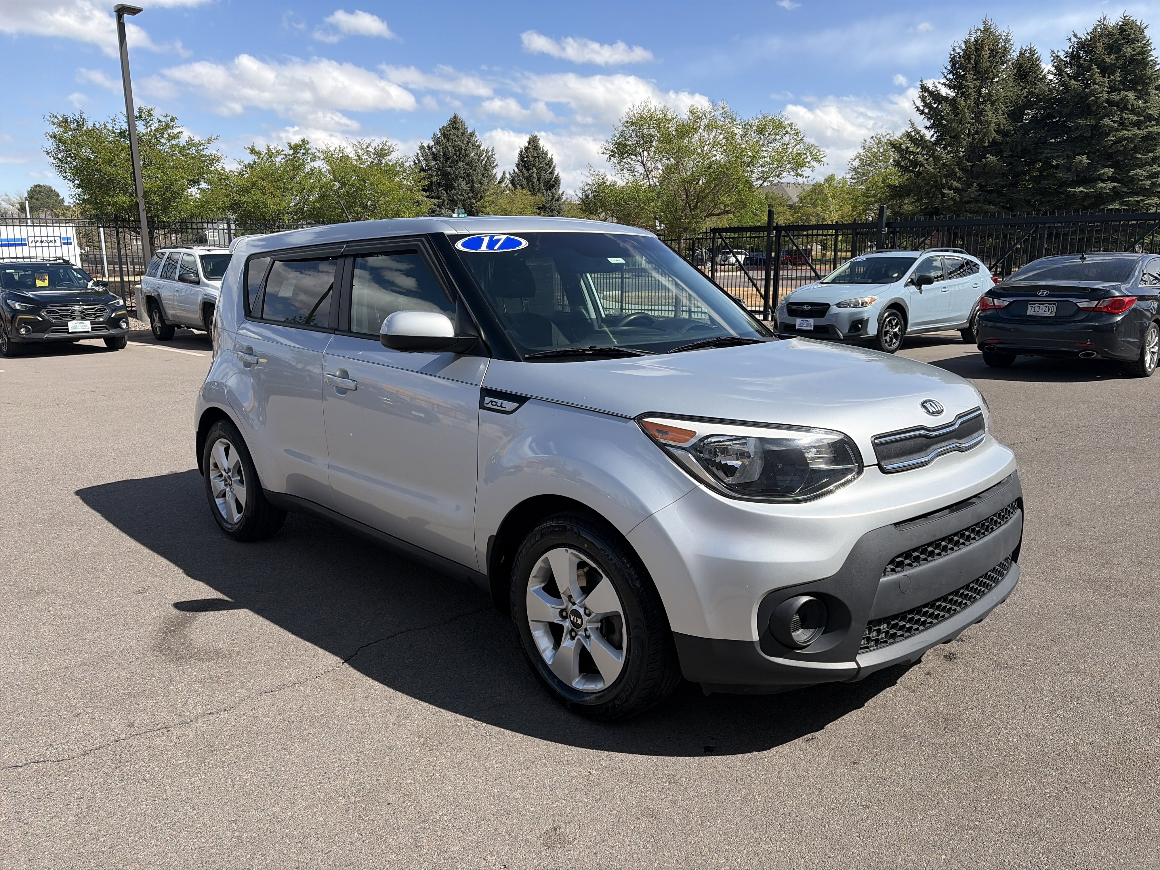 Used 2017 Kia Soul FWD image 3