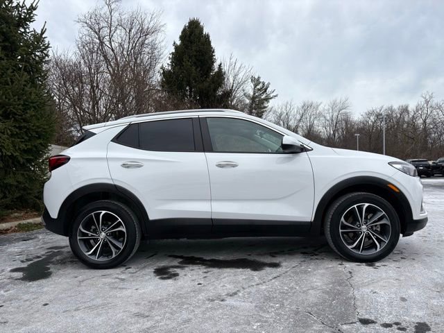 Used 2023 Buick Encore GX Select w/ Safety Package II AWD/4WD image 9