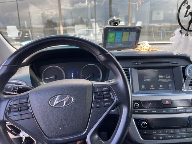 Used 2016 Hyundai Sonata Sport w/ Option Group 02 image 9