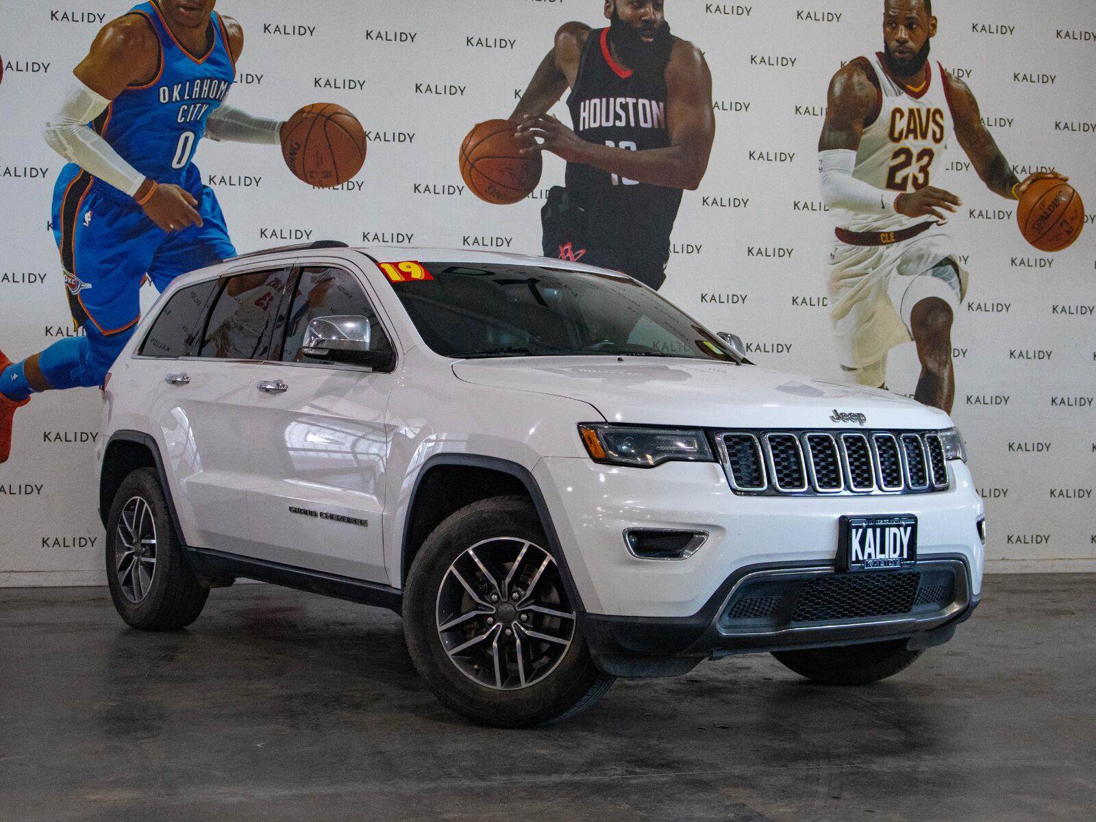 Used 2019 Jeep Grand Cherokee Limited w/ Luxury Group II RWD image 2