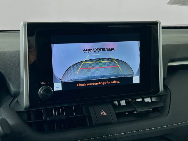 Used 2024 Toyota RAV4 LE AWD/4WD image 17