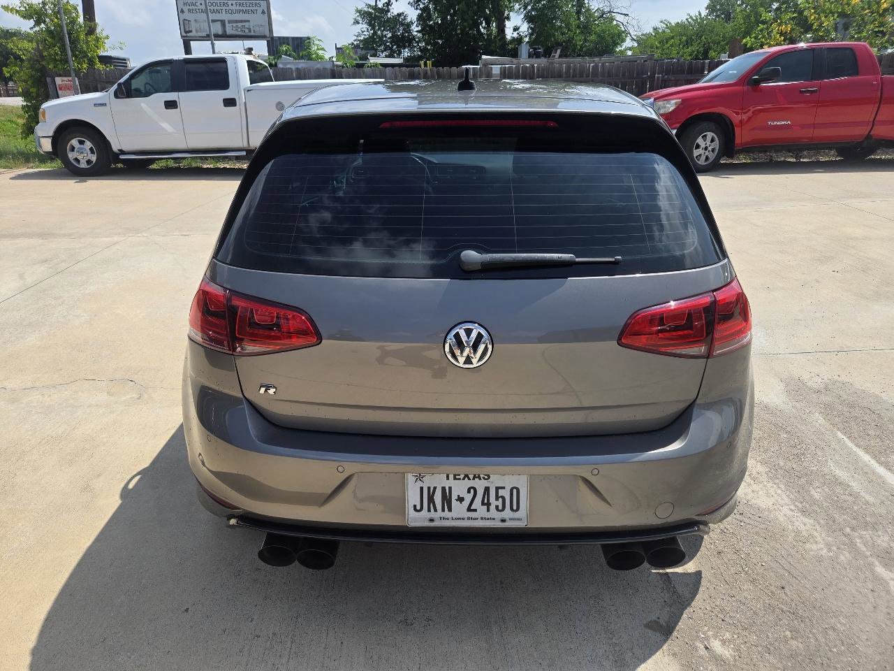 Used 2016 Volkswagen Golf 4-Door AWD/4WD image 6