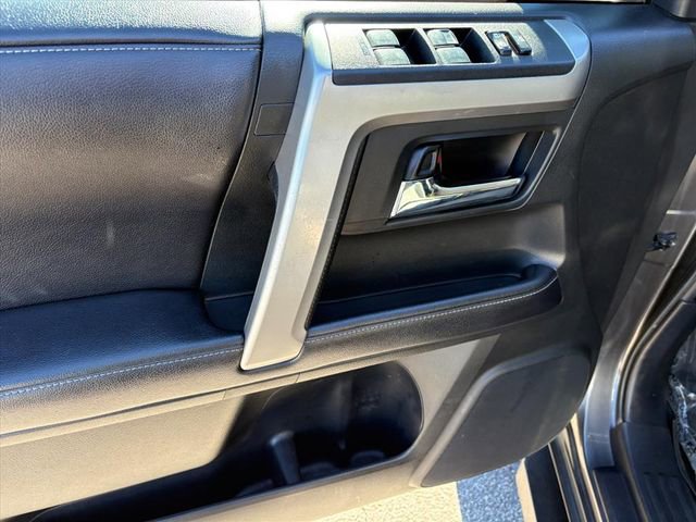 Used 2017 Toyota 4Runner SR5 image 20