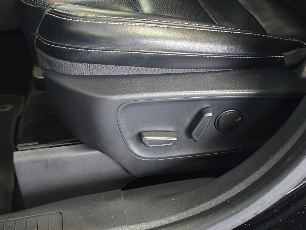 Used 2024 Ford Escape Platinum AWD/4WD image 23