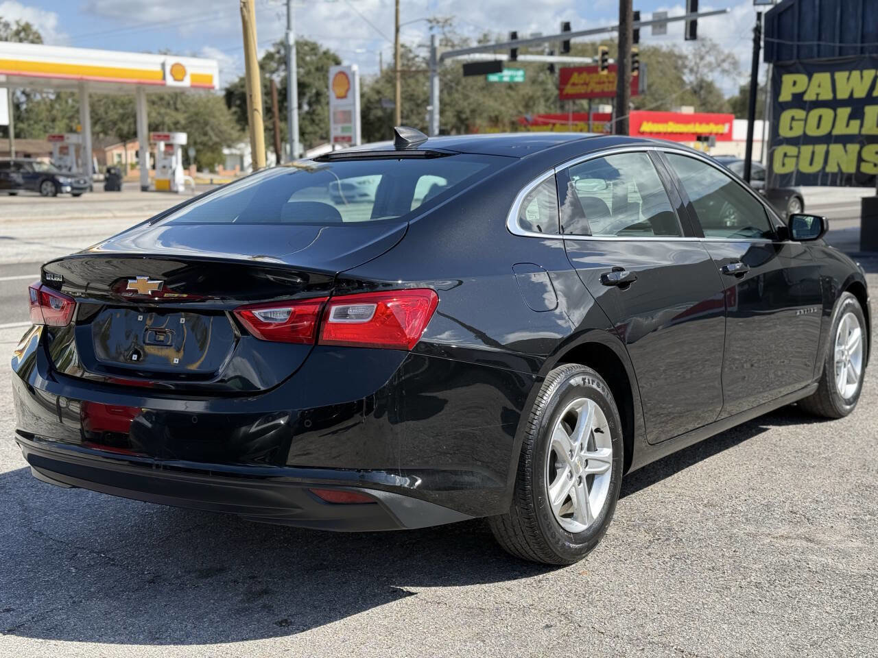 Used 2022 Chevrolet Malibu LS w/ Driver Confidence Package II image 7