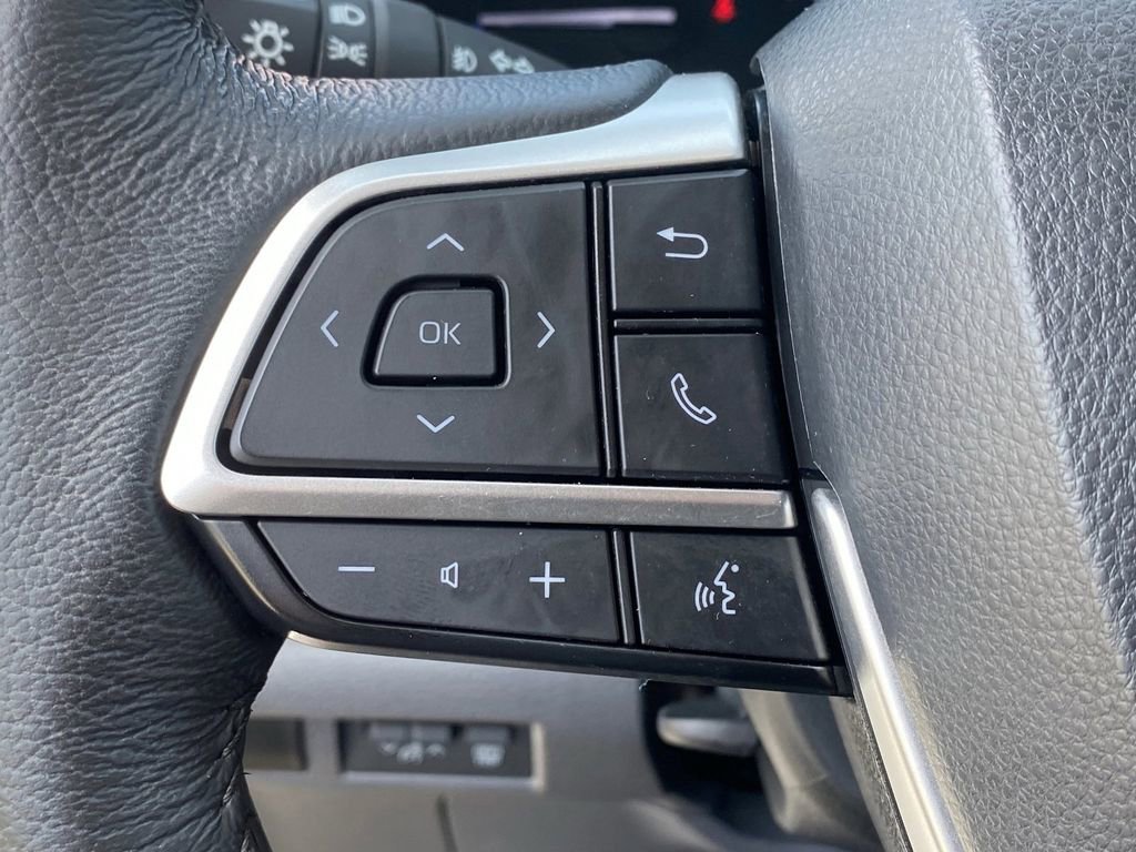 Certified 2024 Toyota Sienna XLE w/ XLE Plus Package AWD/4WD image 26