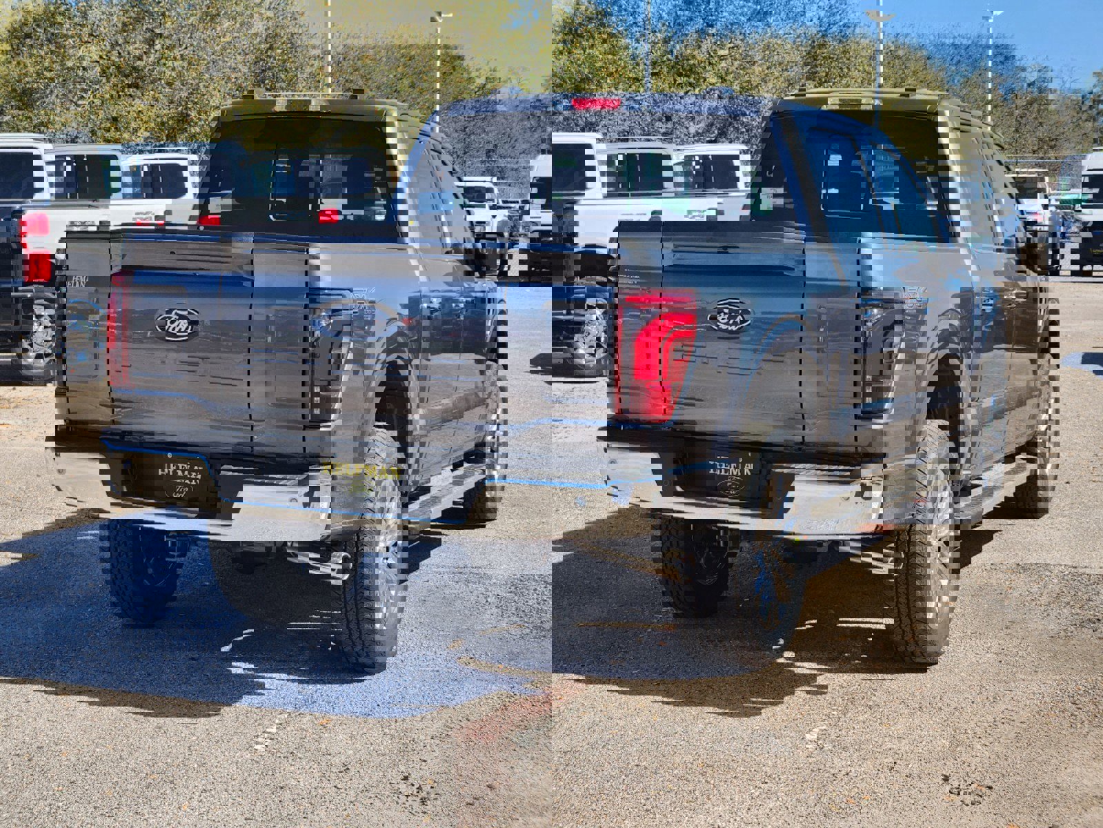 New 2025 Ford F150 Lariat w/ Equipment Group 501A Mid image 3