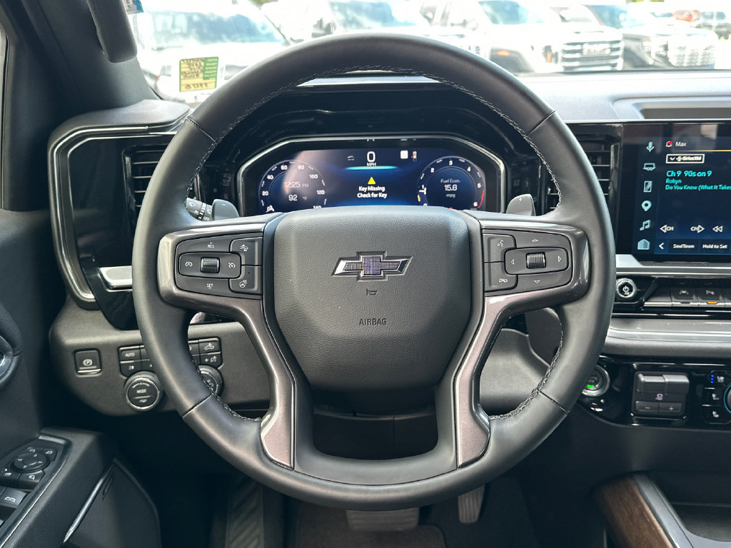 Used 2025 Chevrolet Silverado 1500 High Country w/ Midnight Edition AWD/4WD image 24