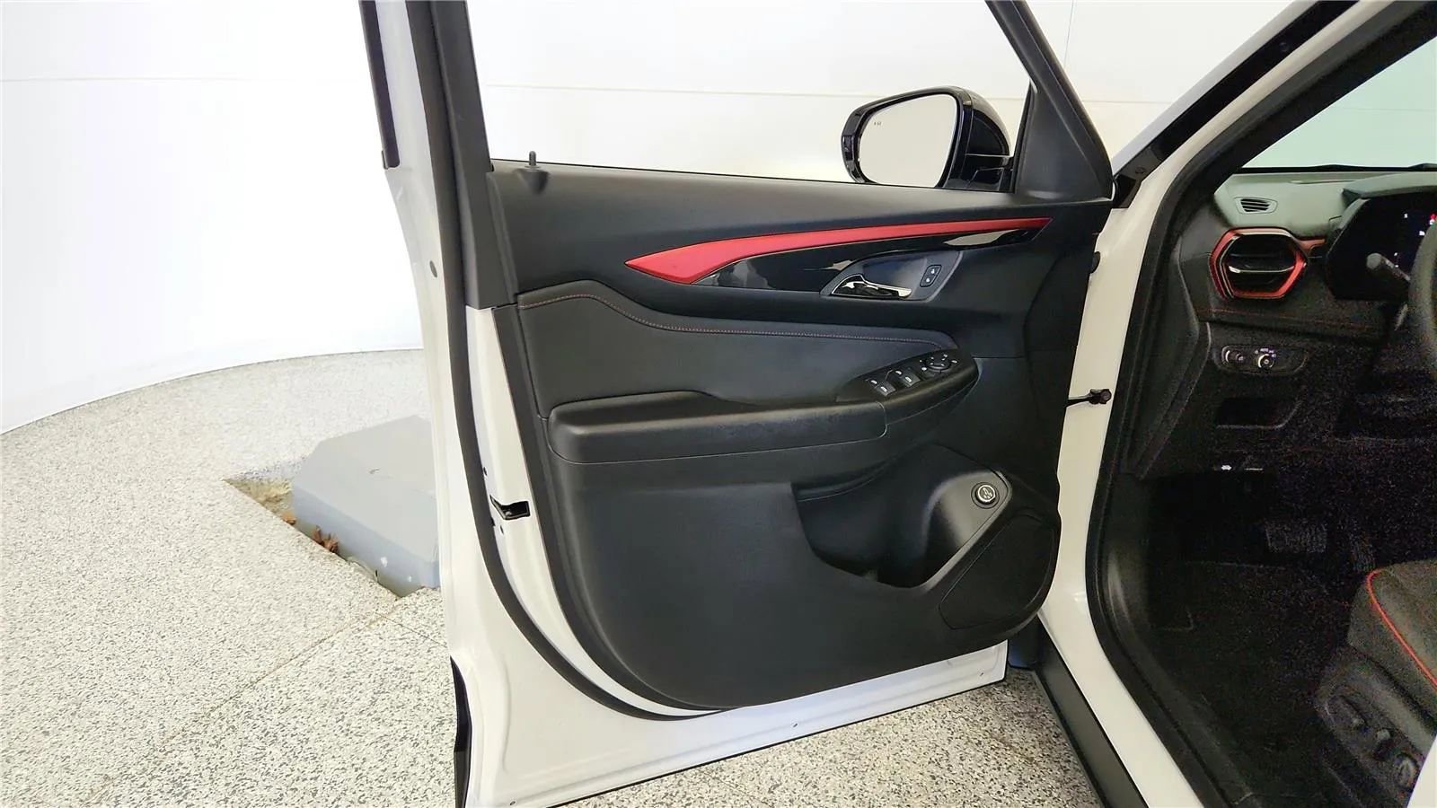 New 2026 Chevrolet TrailBlazer RS w/ Convenience Package image 29